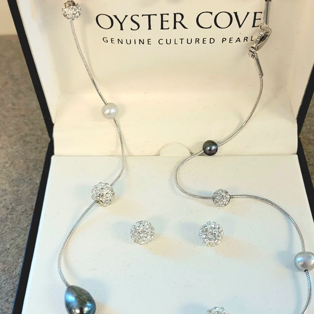 Oyster Cove Cultured Pearl - Picture 2 of 4